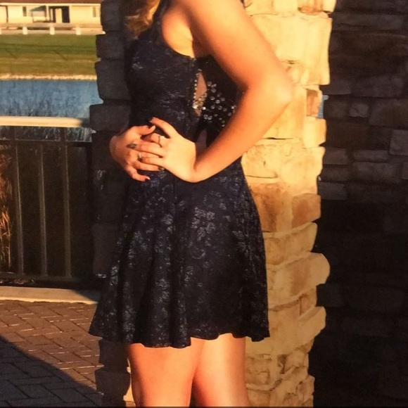 Blue lace semi formal dress short - Picture 2 of 4